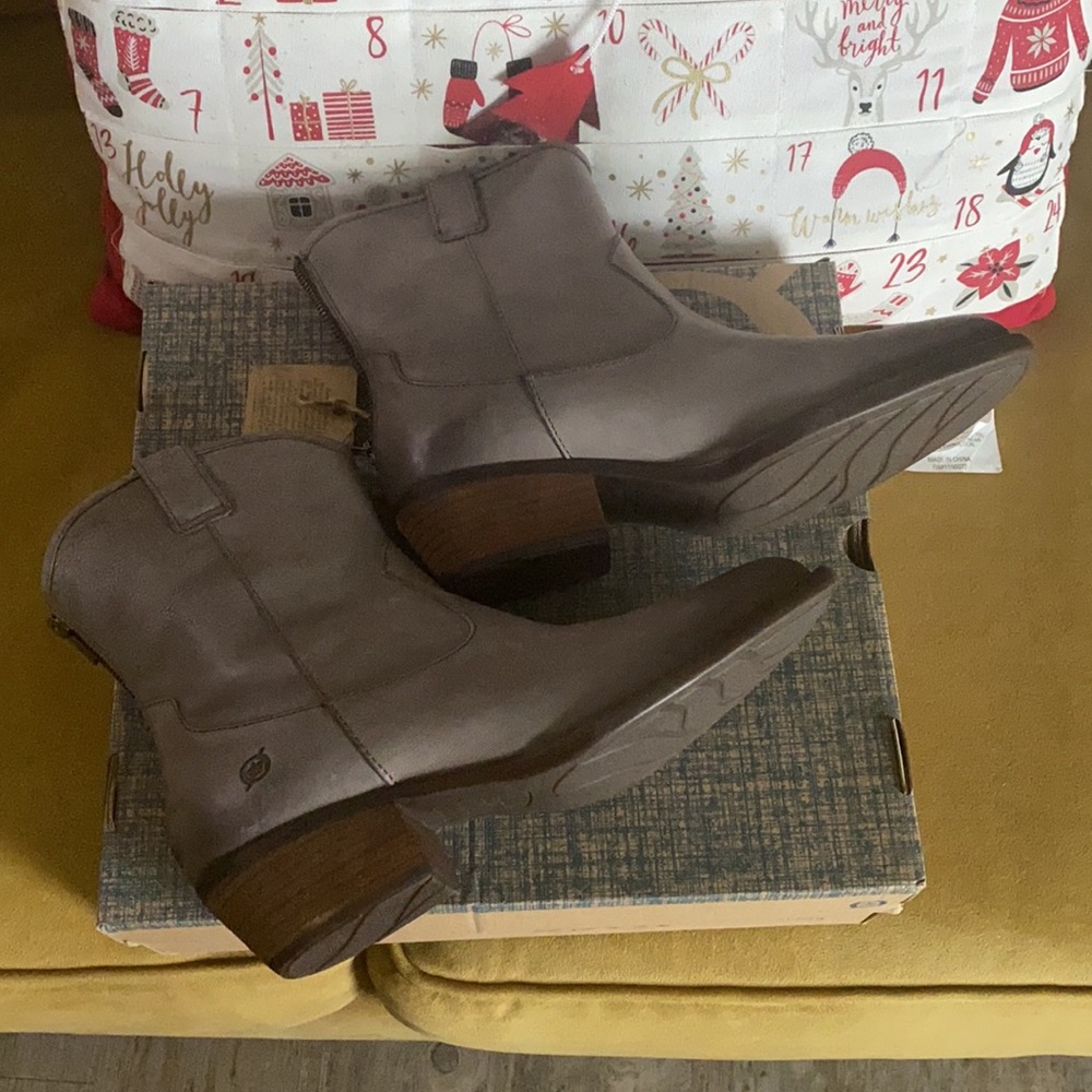 Born ladies leather cowboys boots brand new - Picture 4 of 4